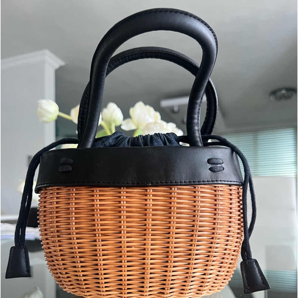 Leather and wicker small bag